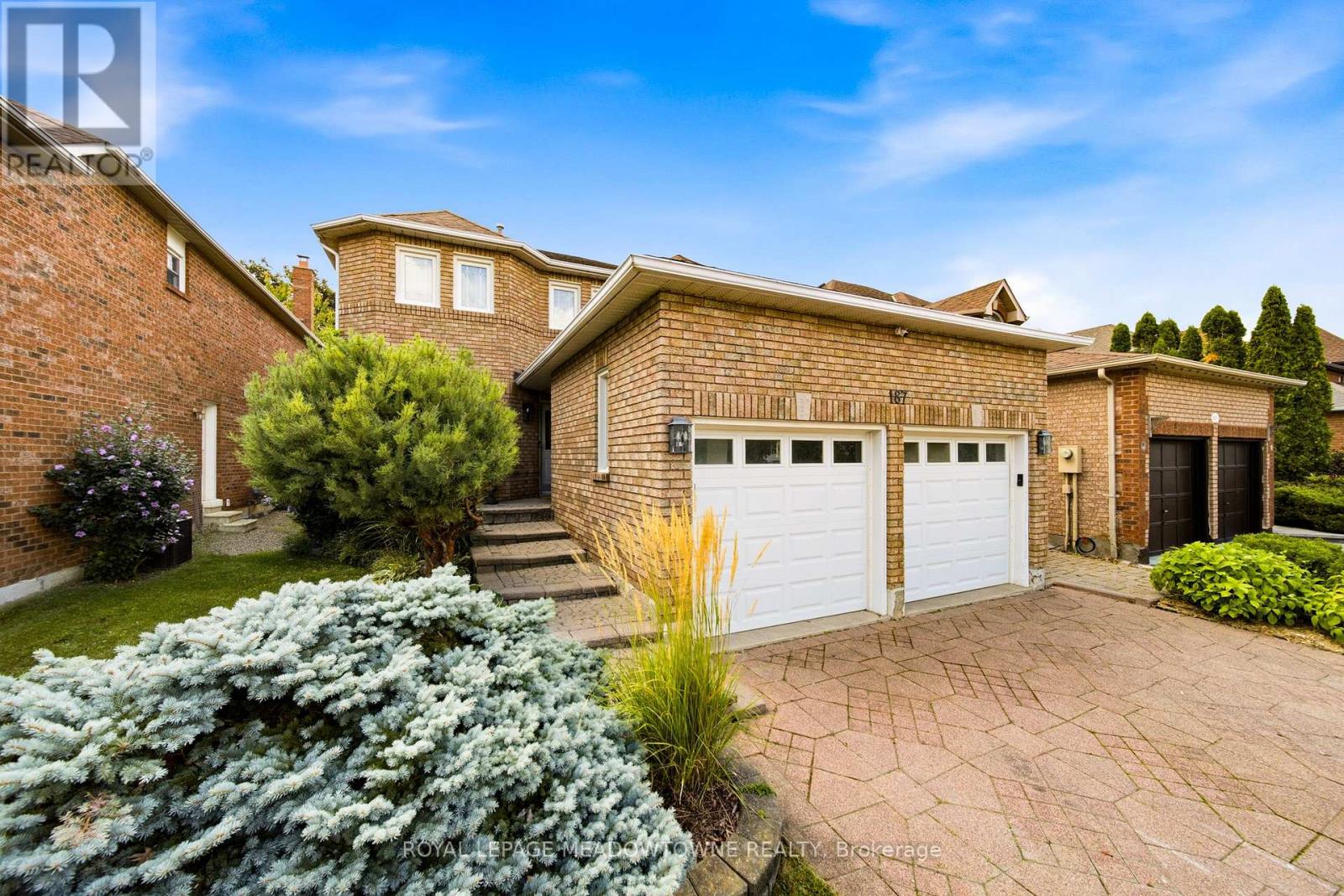 187 Barber Drive, Halton Hills, Ontario  L7G 5L5 - Photo 5 - W13700018