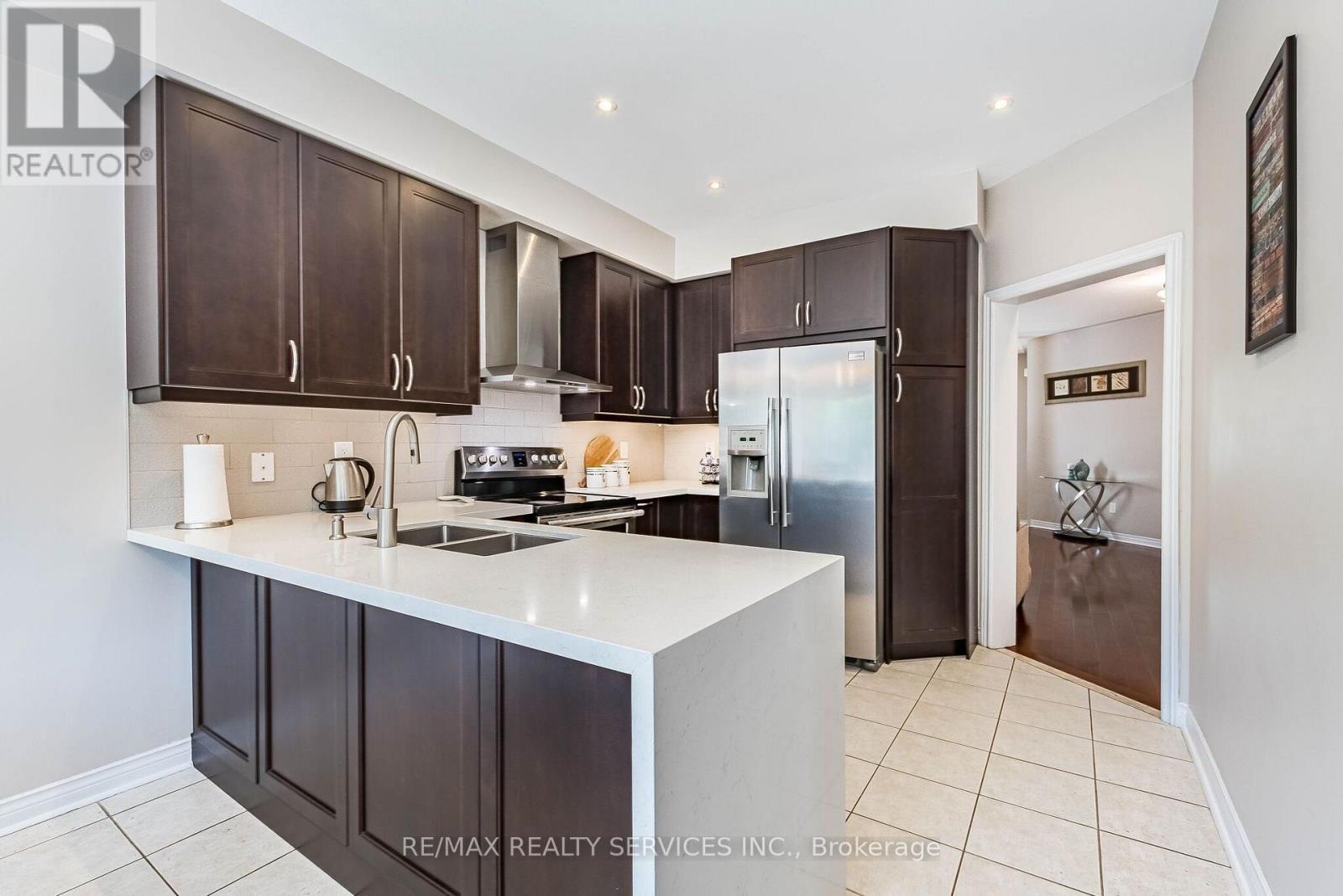 151 Fairhill Avenue, Brampton, Ontario  L7A 2J4 - Photo 19 - W13700066