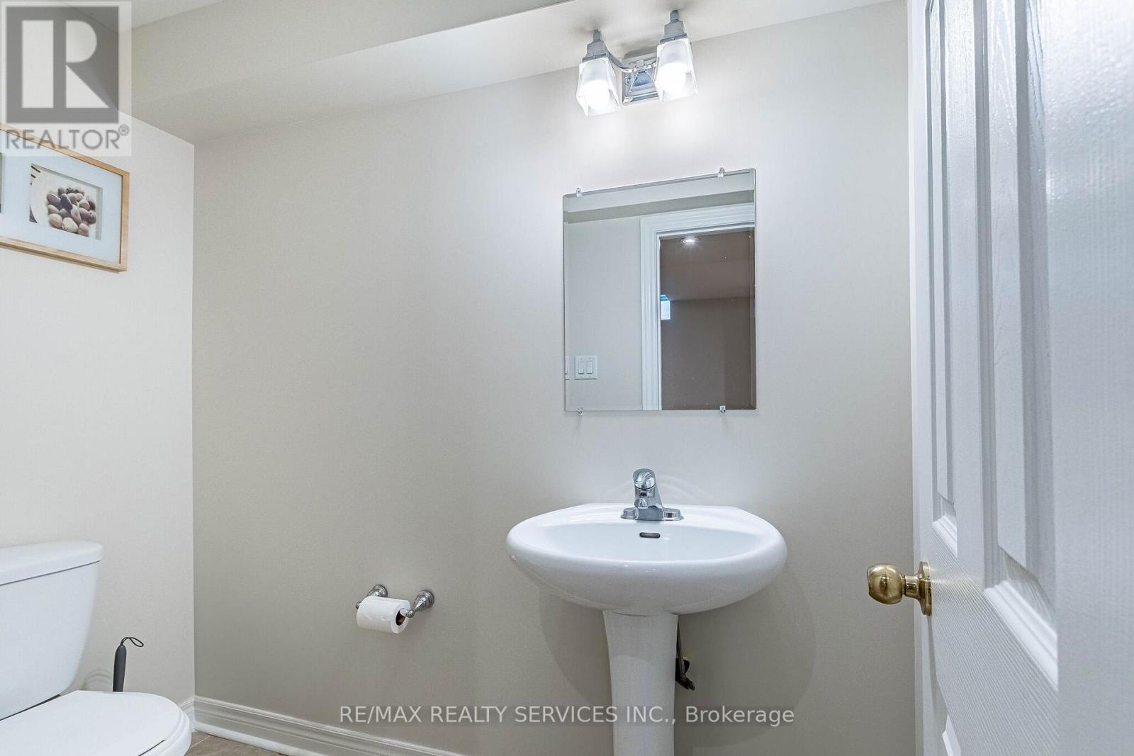 151 Fairhill Avenue, Brampton, Ontario  L7A 2J4 - Photo 45 - W13700066