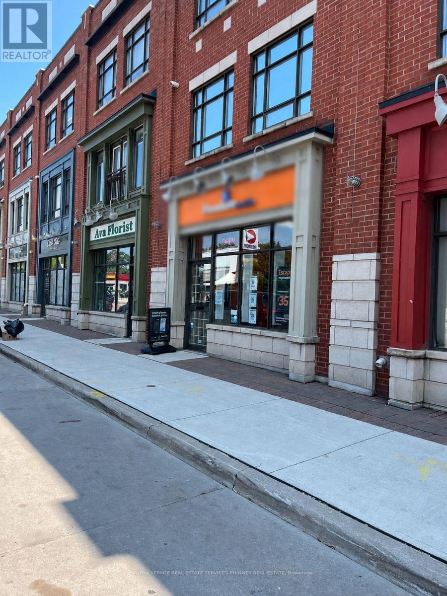 147 LAKESHORE ROAD E, Mississauga, Ontario