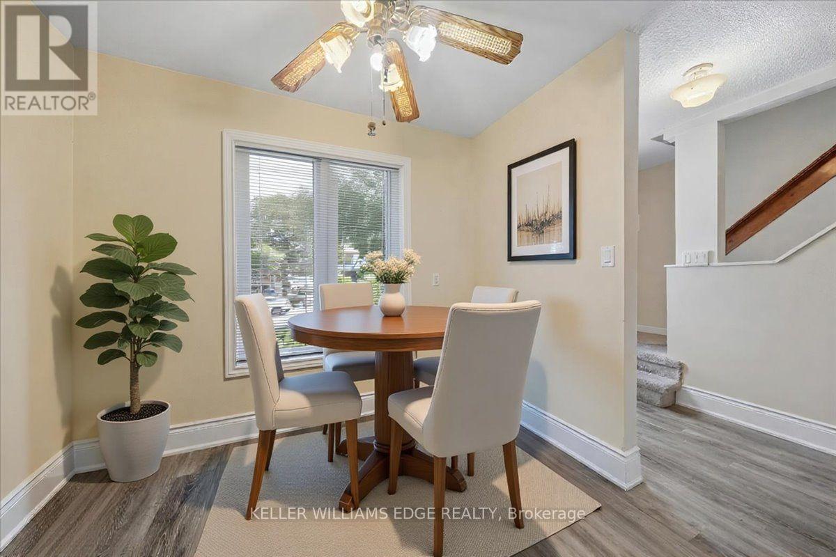 2320 Middlesmoor Crescent, Burlington, Ontario  L7P 3X7 - Photo 14 - W13700108