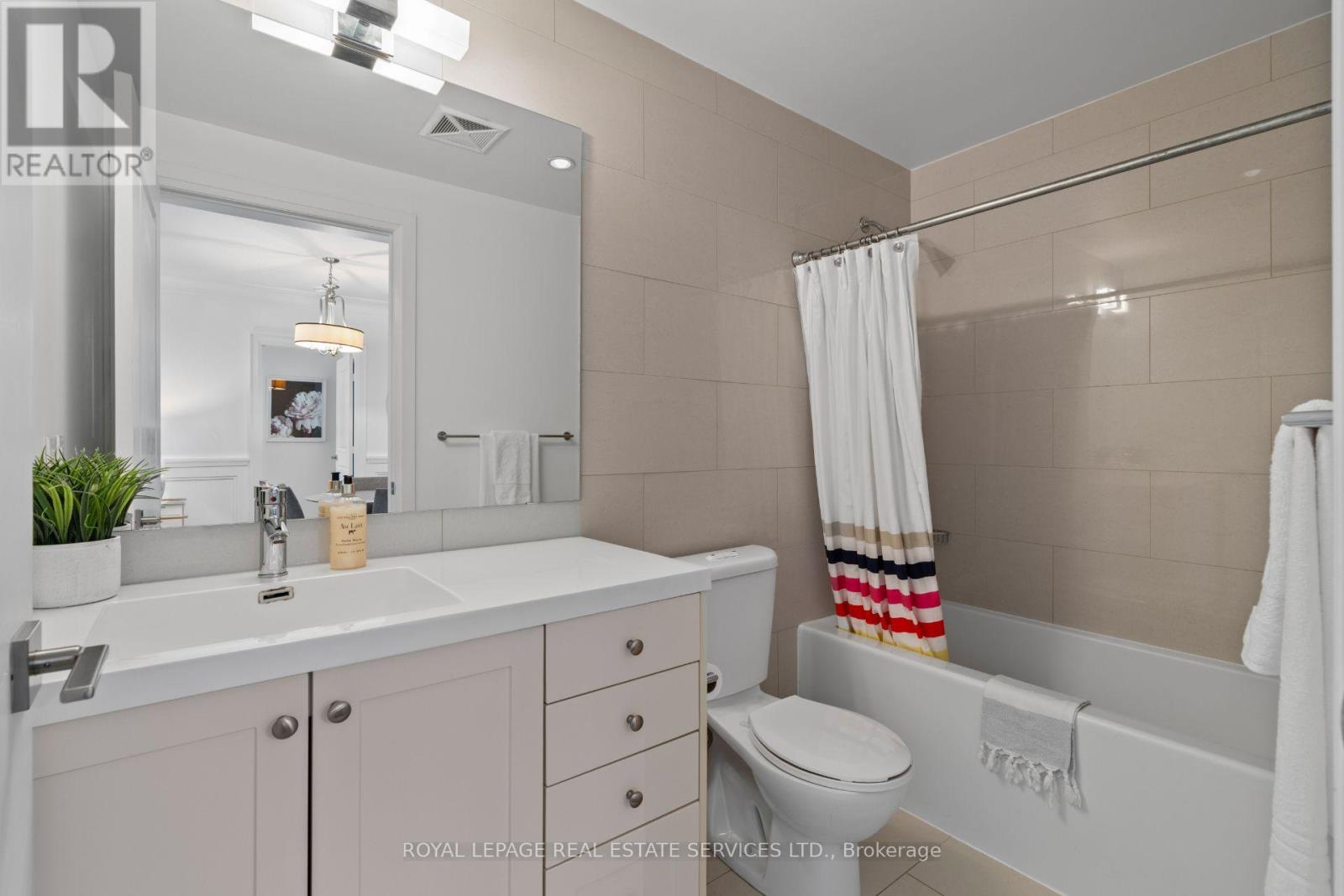107 - 1 Old Mill Drive, Toronto, Ontario  M6S 0A1 - Photo 28 - W13700124