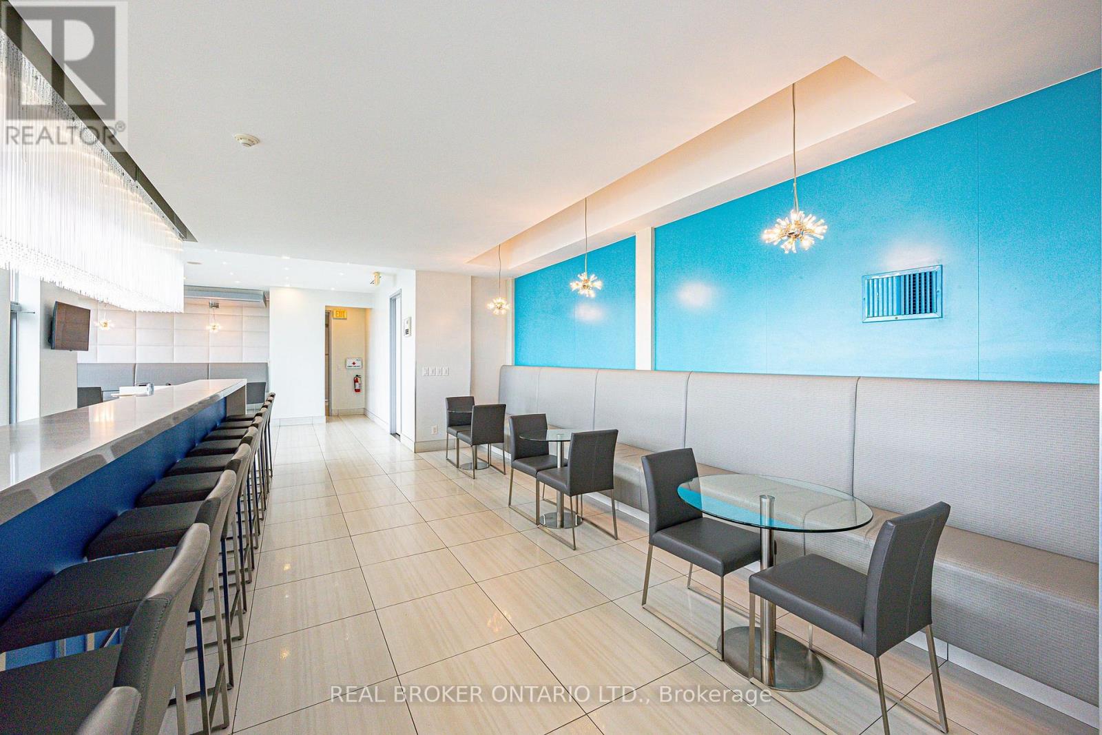 825 - 165 Legion Road N, Toronto, Ontario  M8Y 0B3 - Photo 21 - W13700126
