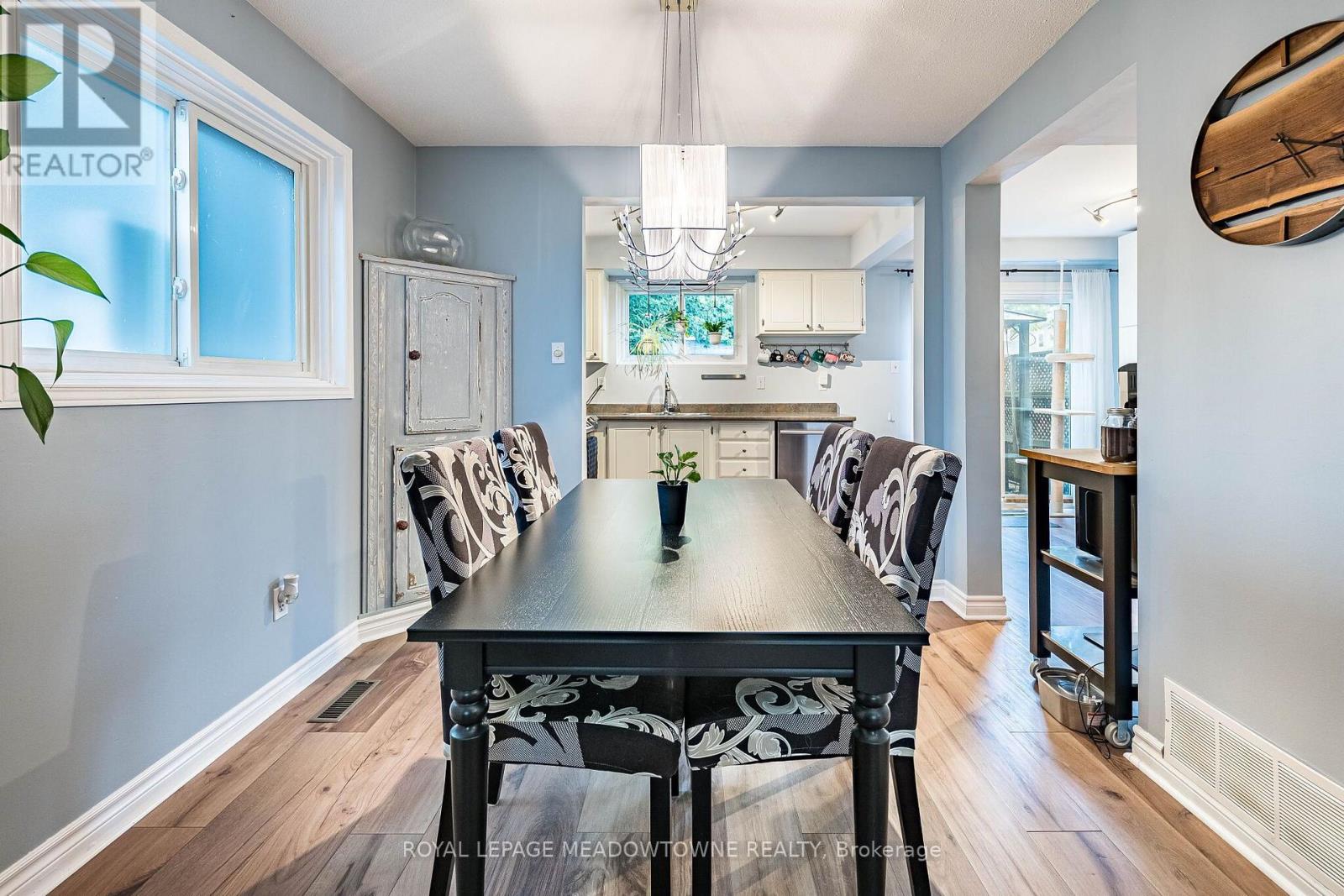 37 Salisbury Circle, Brampton, Ontario  L6V 2Z4 - Photo 15 - W13700132