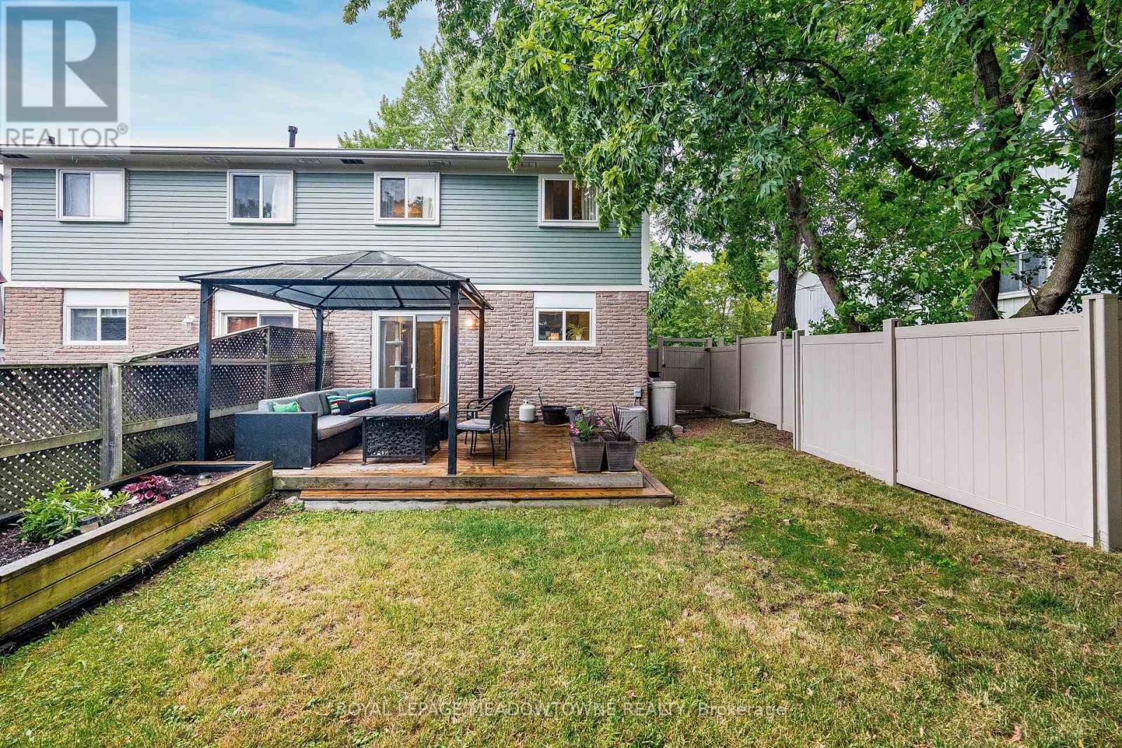 37 Salisbury Circle, Brampton, Ontario  L6V 2Z4 - Photo 46 - W13700132