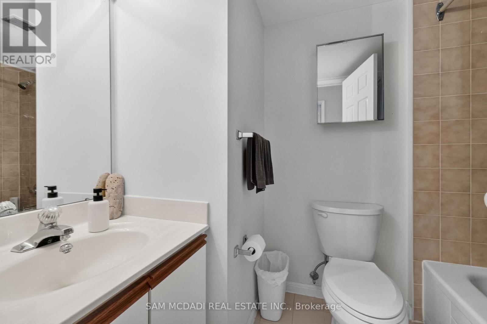 2305 - 55 Kingsbridge Garden Circle, Mississauga, Ontario  L5R 1Y1 - Photo 17 - W13700148