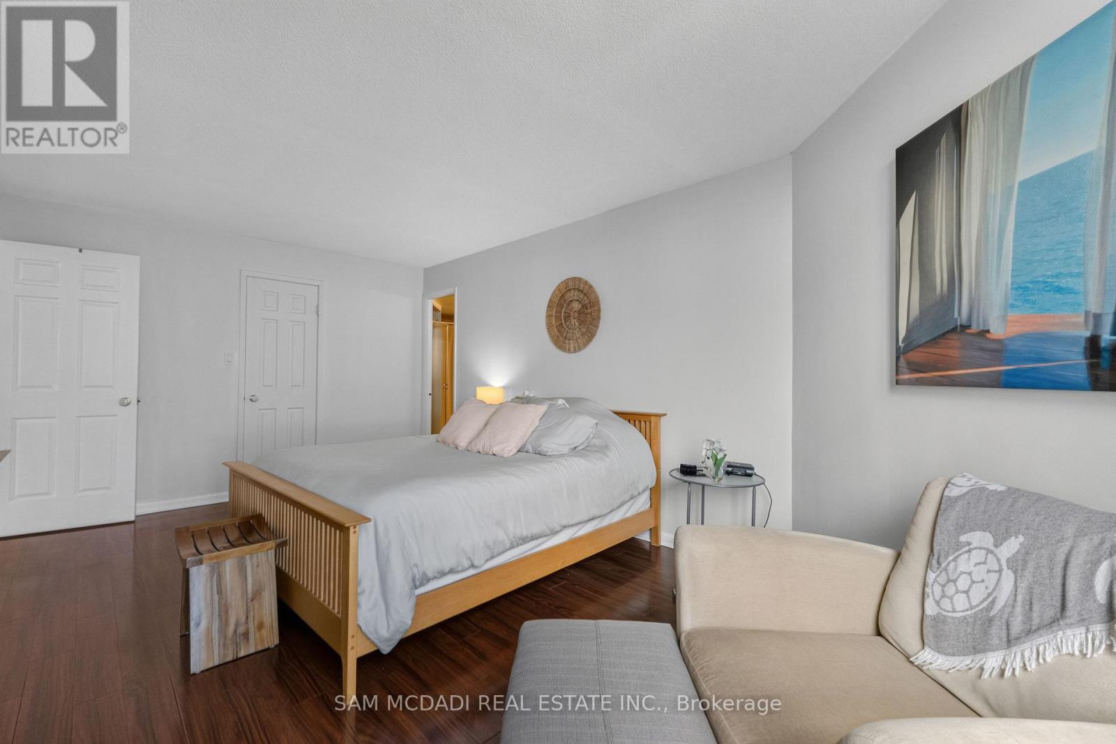2305 - 55 Kingsbridge Garden Circle, Mississauga, Ontario  L5R 1Y1 - Photo 19 - W13700148