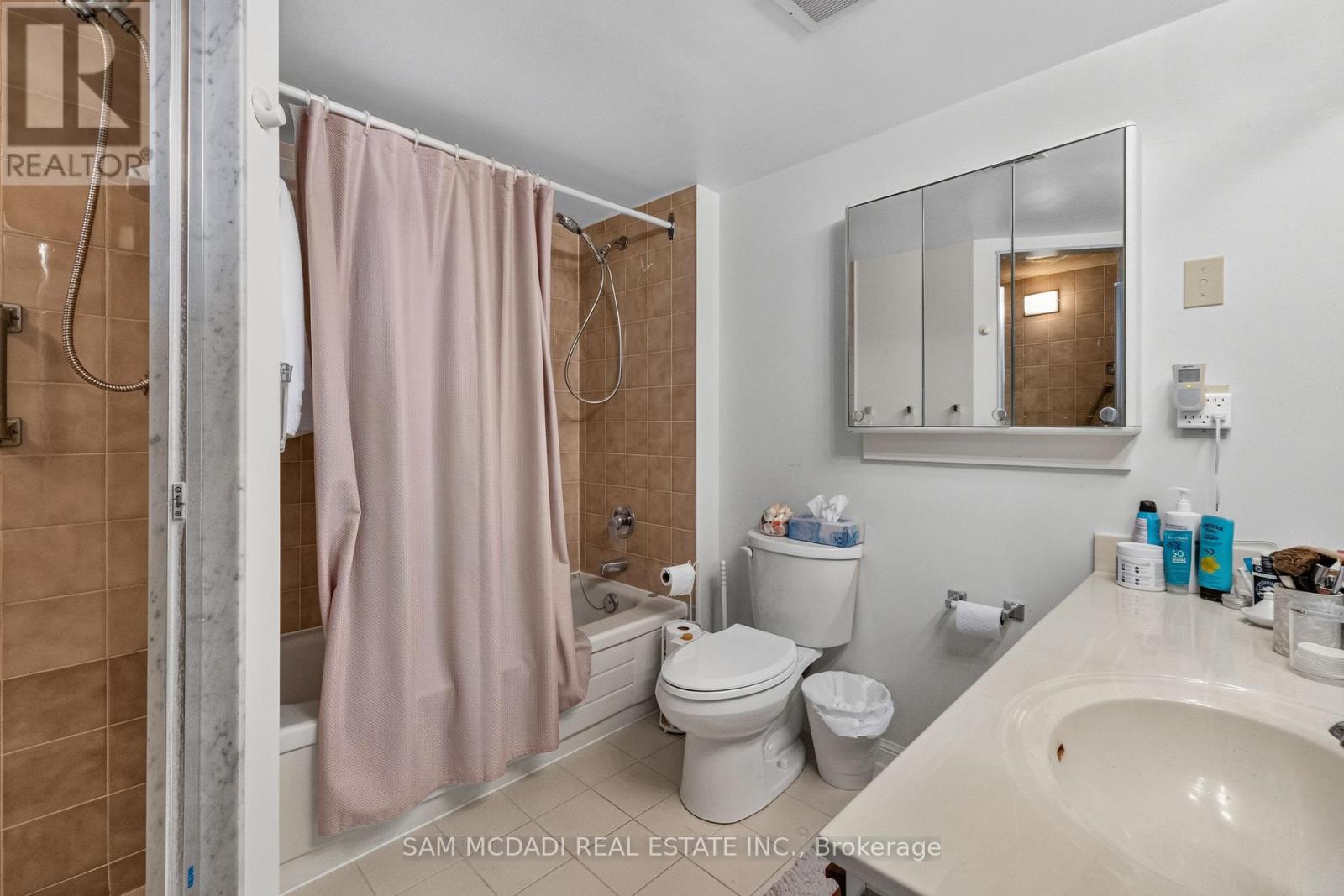 2305 - 55 Kingsbridge Garden Circle, Mississauga, Ontario  L5R 1Y1 - Photo 21 - W13700148