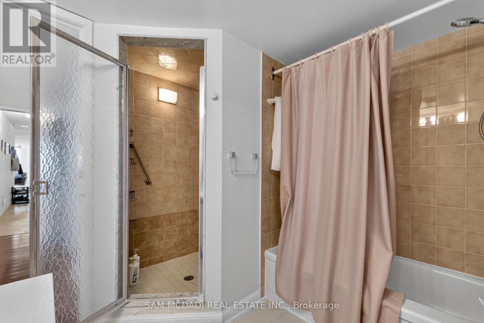 2305 - 55 Kingsbridge Garden Circle, Mississauga, Ontario  L5R 1Y1 - Photo 22 - W13700148