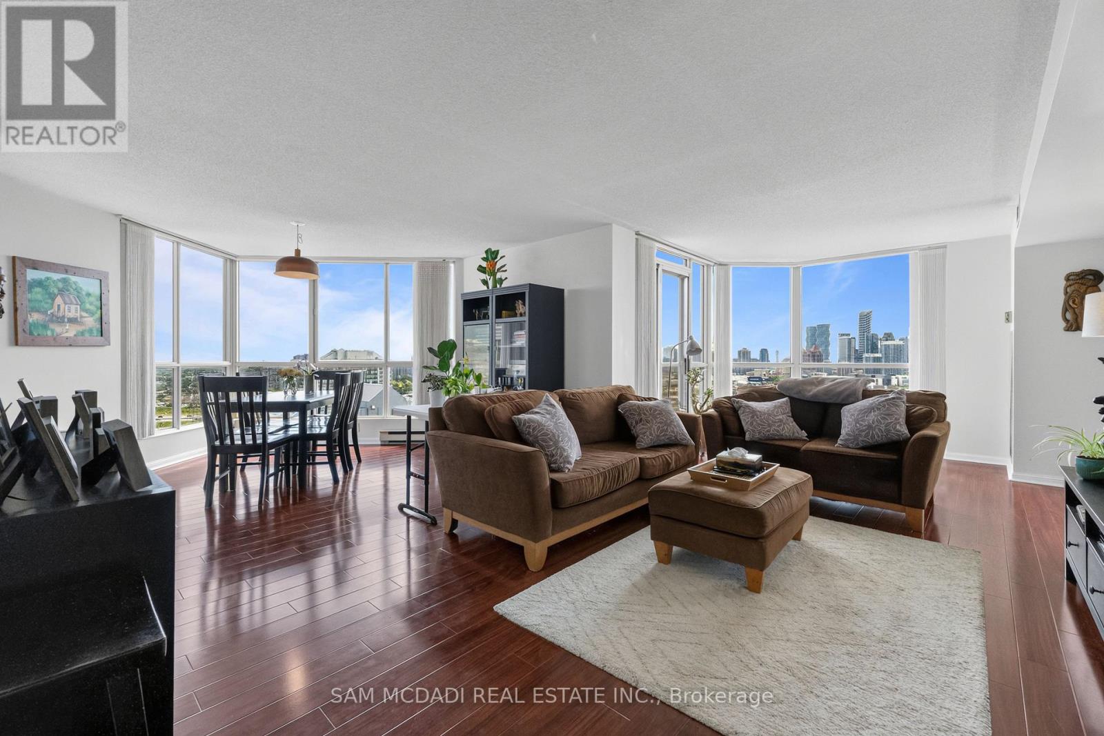 2305 - 55 Kingsbridge Garden Circle, Mississauga, Ontario  L5R 1Y1 - Photo 3 - W13700148