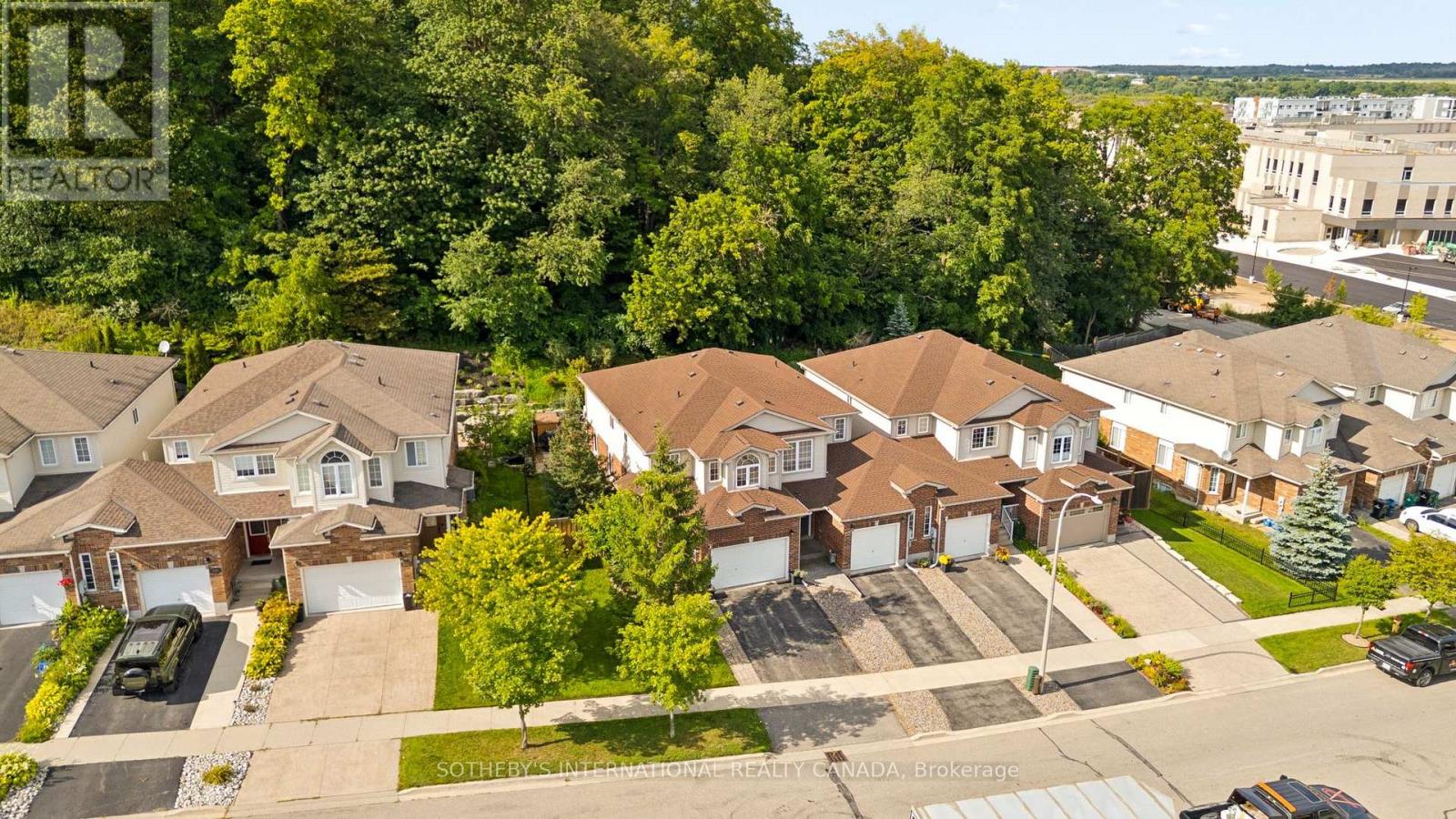 131 Upper Mercer Street, Kitchener, Ontario  N2A 4N2 - Photo 2 - X13700032