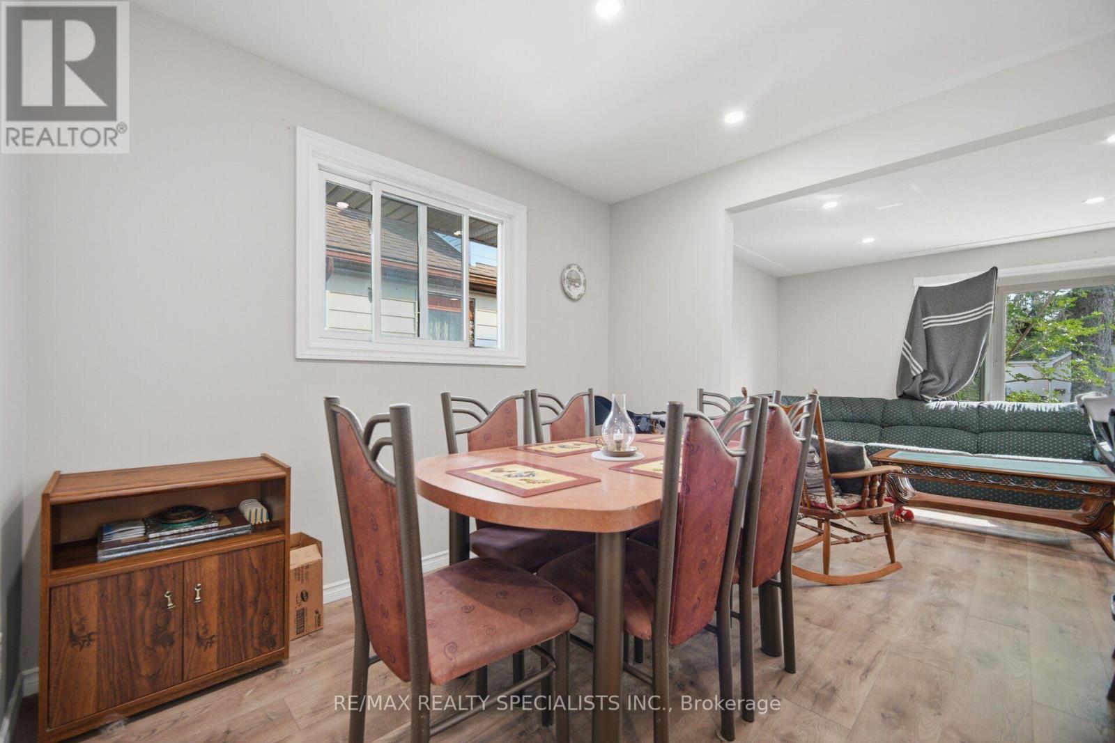 60 Elmwood Avenue, Cambridge, Ontario  N1R 4Y2 - Photo 12 - X13700040