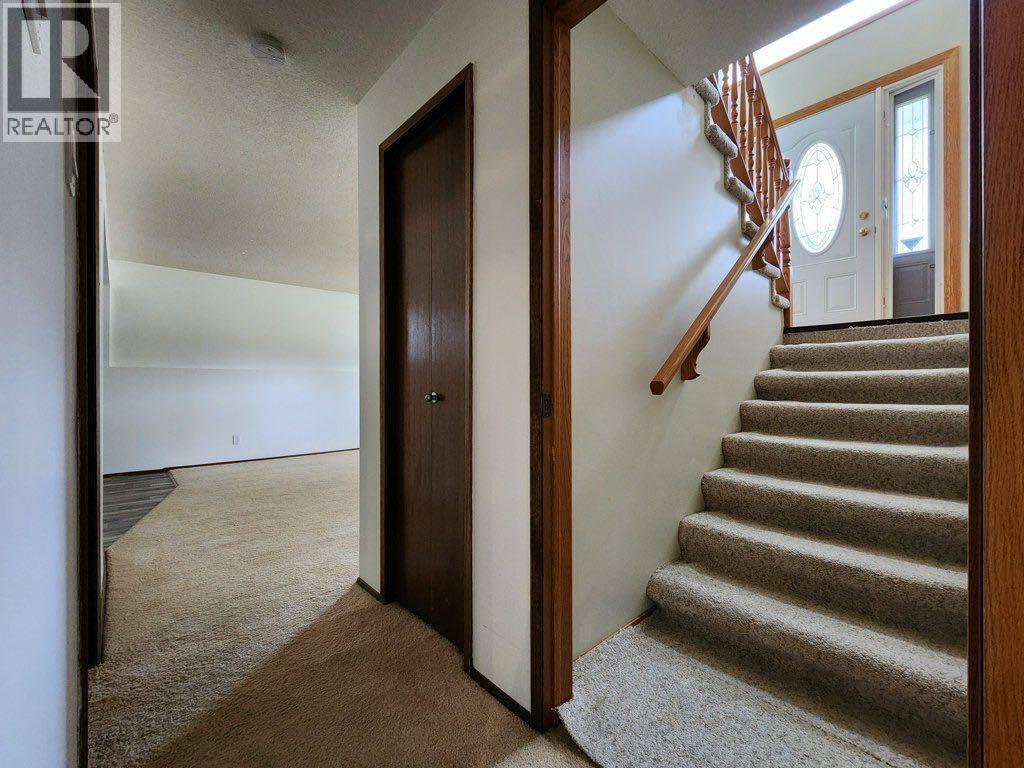 1818 Lakeside Road S, Lethbridge, Alberta  T1K 3P6 - Photo 21 - A2322123
