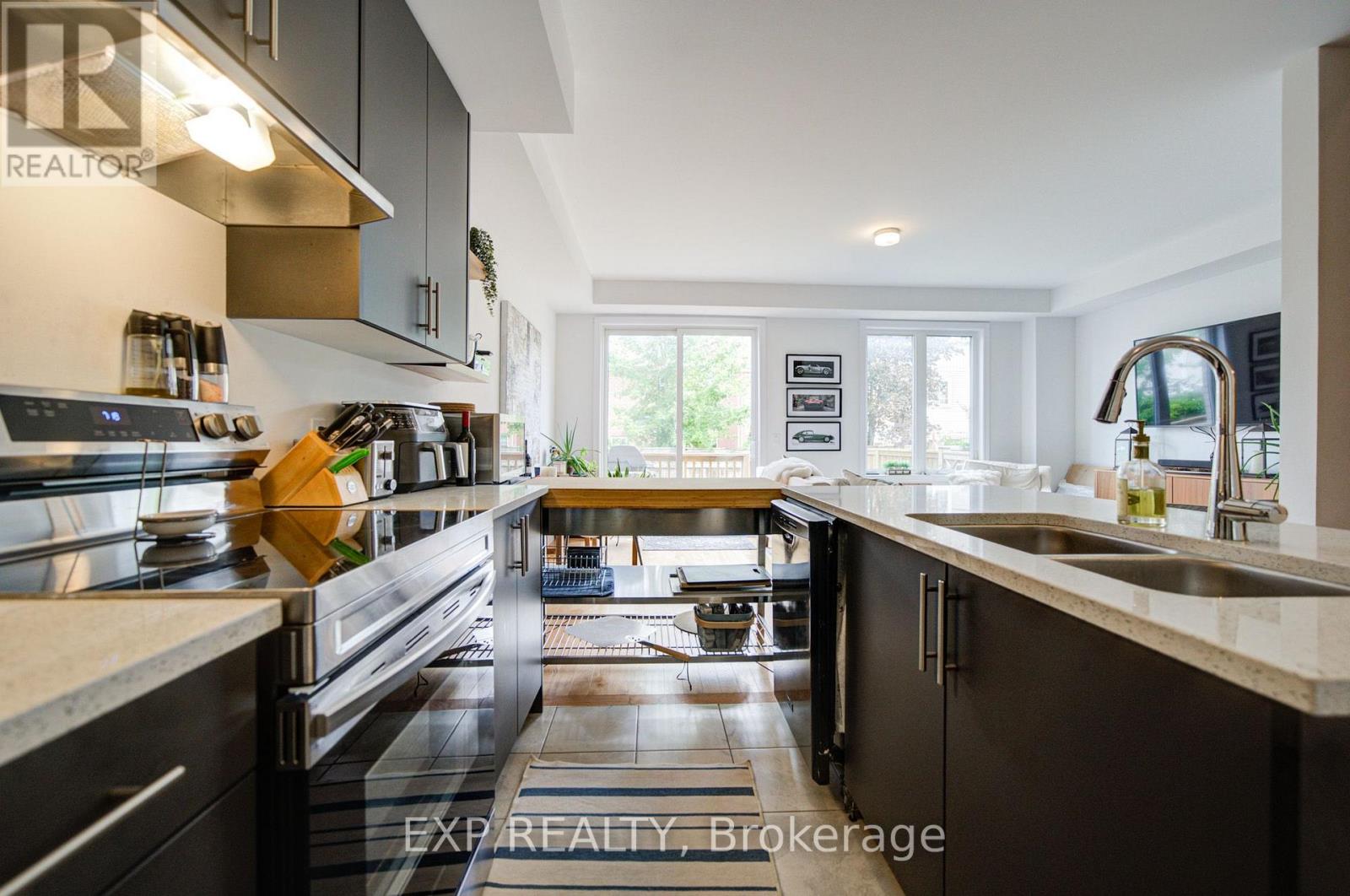29 Sorbara Way, Whitby, Ontario L1M 0M4 - Photo 17 - E13689338