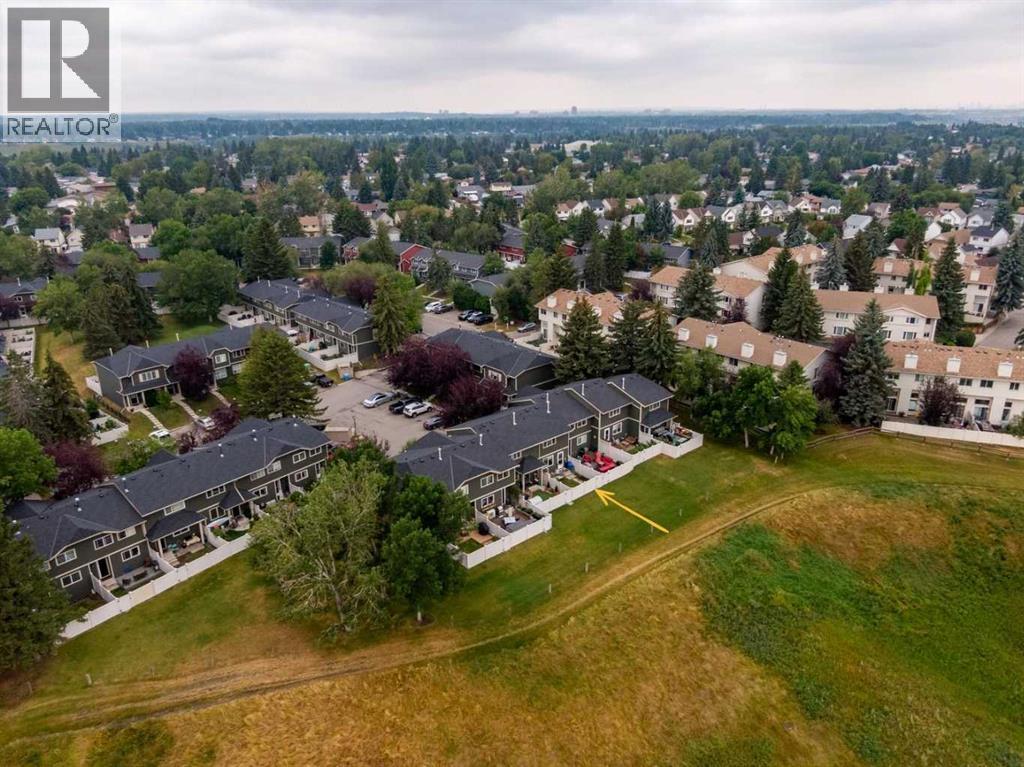316 Queenston Heights SE, Calgary, Alberta  T2J 6R8 - Photo 2 - A2337169