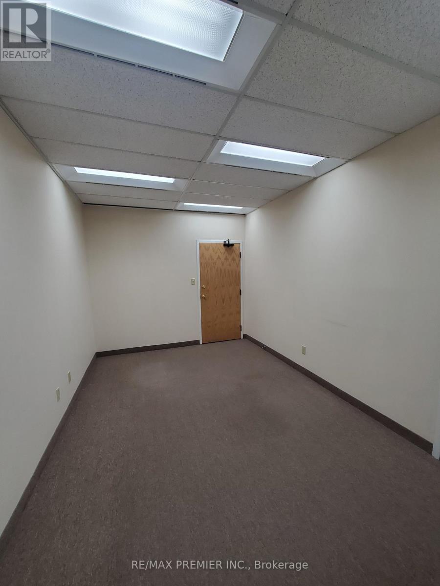 421 - 3200 Dufferin Street, Toronto, Ontario  M6A 2T3 - Photo 5 - W13432590
