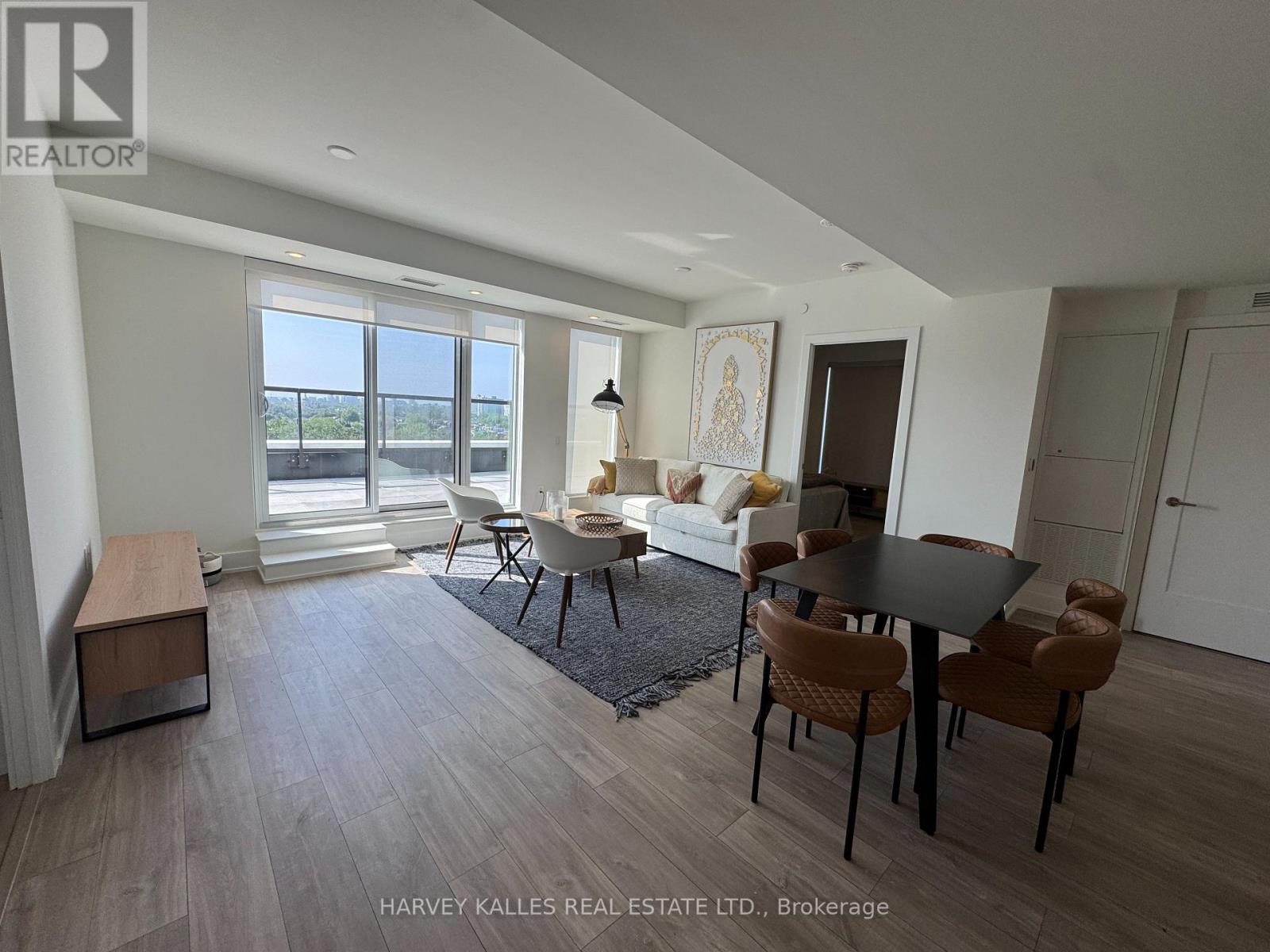 729 - 858 DUPONT STREET, Toronto, Ontario