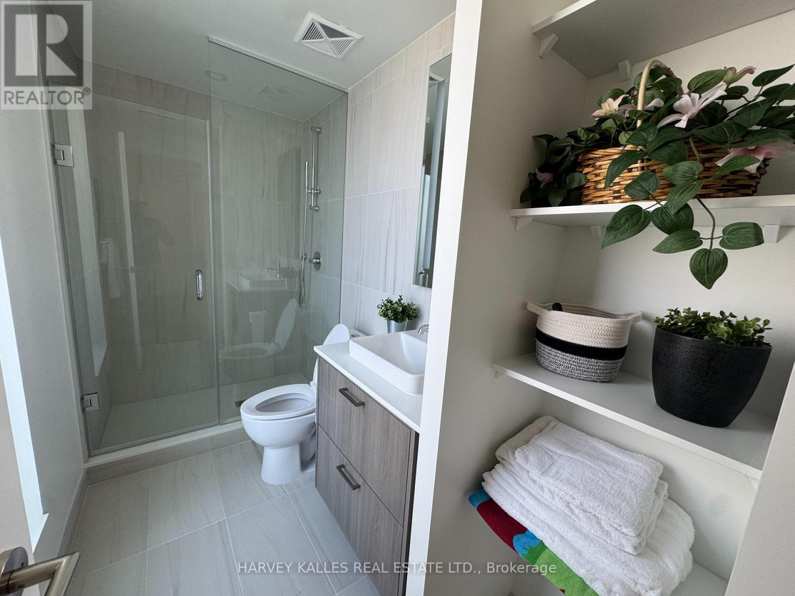 729 - 858 Dupont Street, Toronto, Ontario  M6G 0C1 - Photo 9 - W13699306
