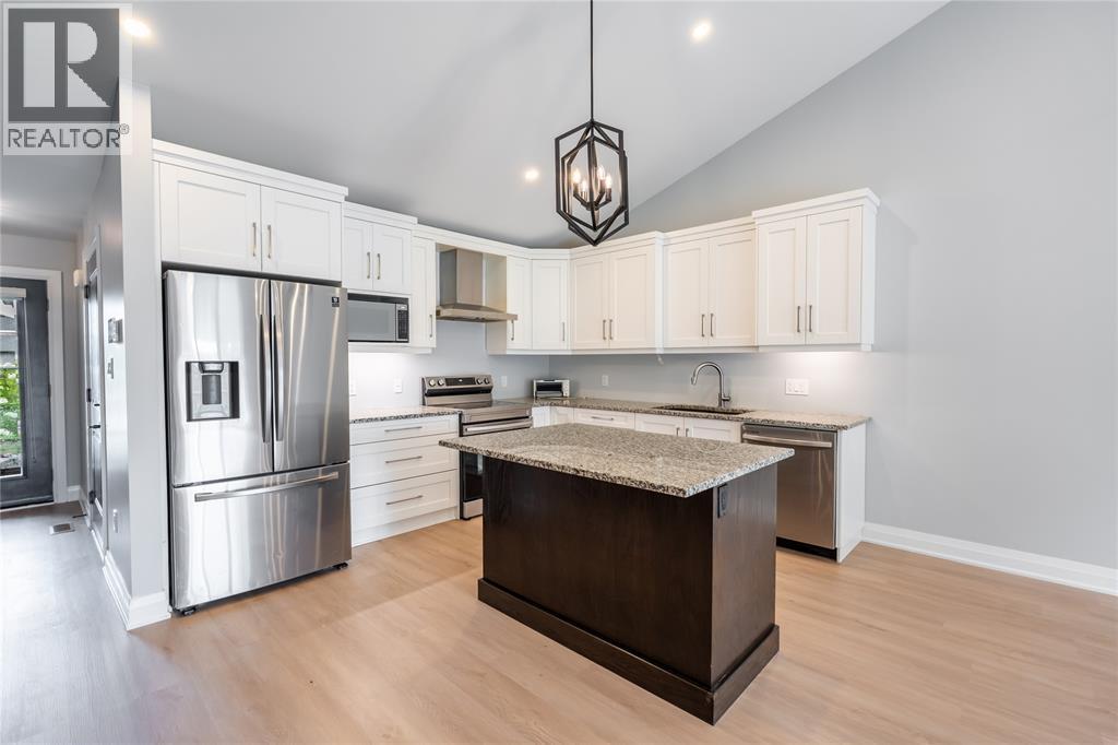 709 Ferdinands Crescent, Sarnia, Ontario  N7W 0B5 - Photo 5 - 26020282