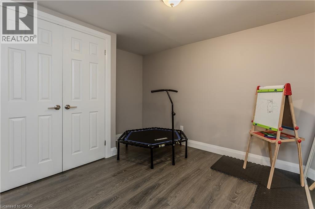 892 North Shore Road W, Burlington, Ontario  L7T 1A8 - Photo 25 - 40856807
