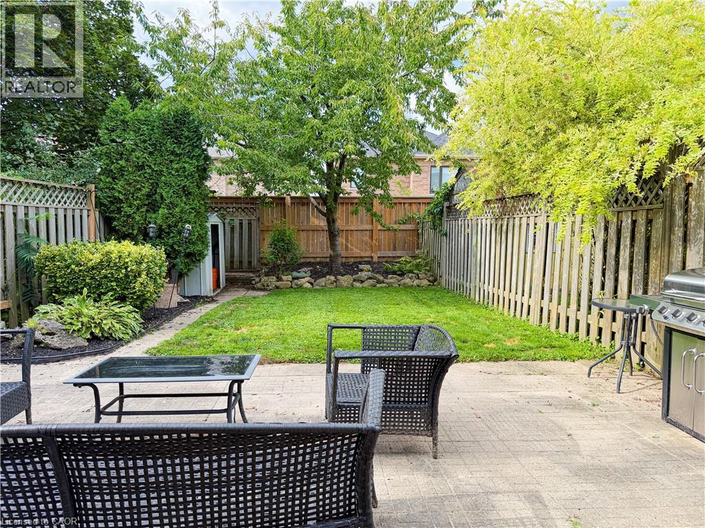 76 Fairgreen Close, Cambridge, Ontario  N1T 1T7 - Photo 33 - 40857266