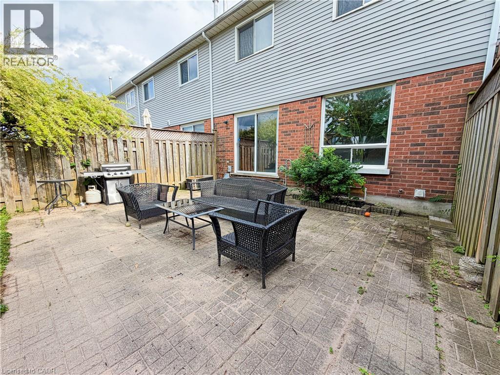 76 Fairgreen Close, Cambridge, Ontario  N1T 1T7 - Photo 41 - 40857266