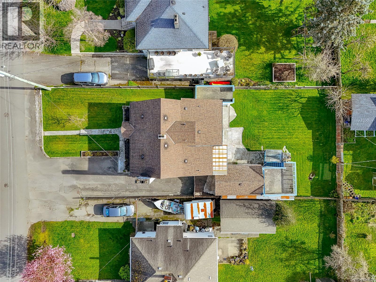 3155 Earl Grey St, Saanich, British Columbia  V9A 1X1 - Photo 4 - 1047527