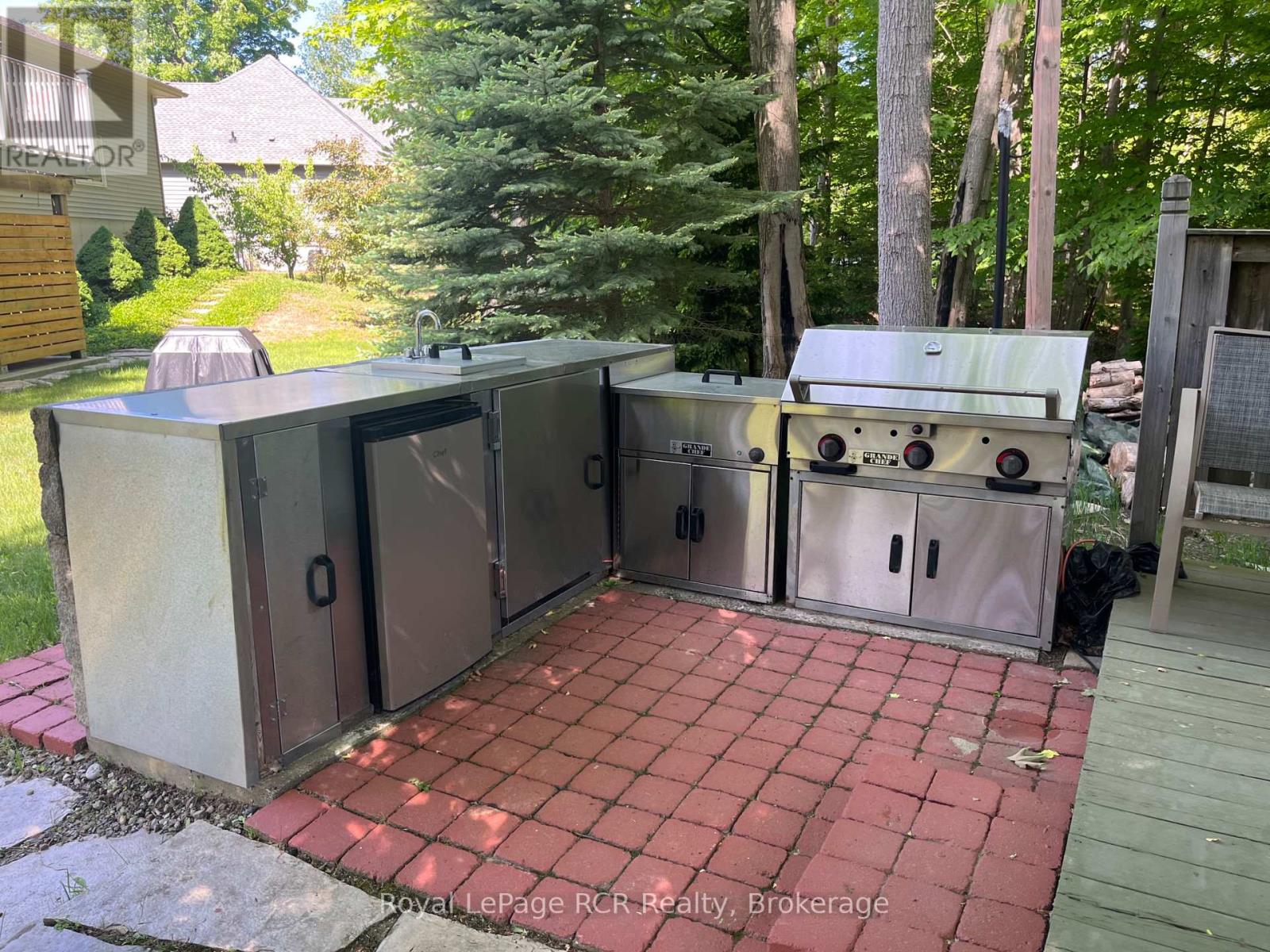 14 Frederick Street, South Bruce Peninsula, Ontario  N0H 2G0 - Photo 13 - X13429800