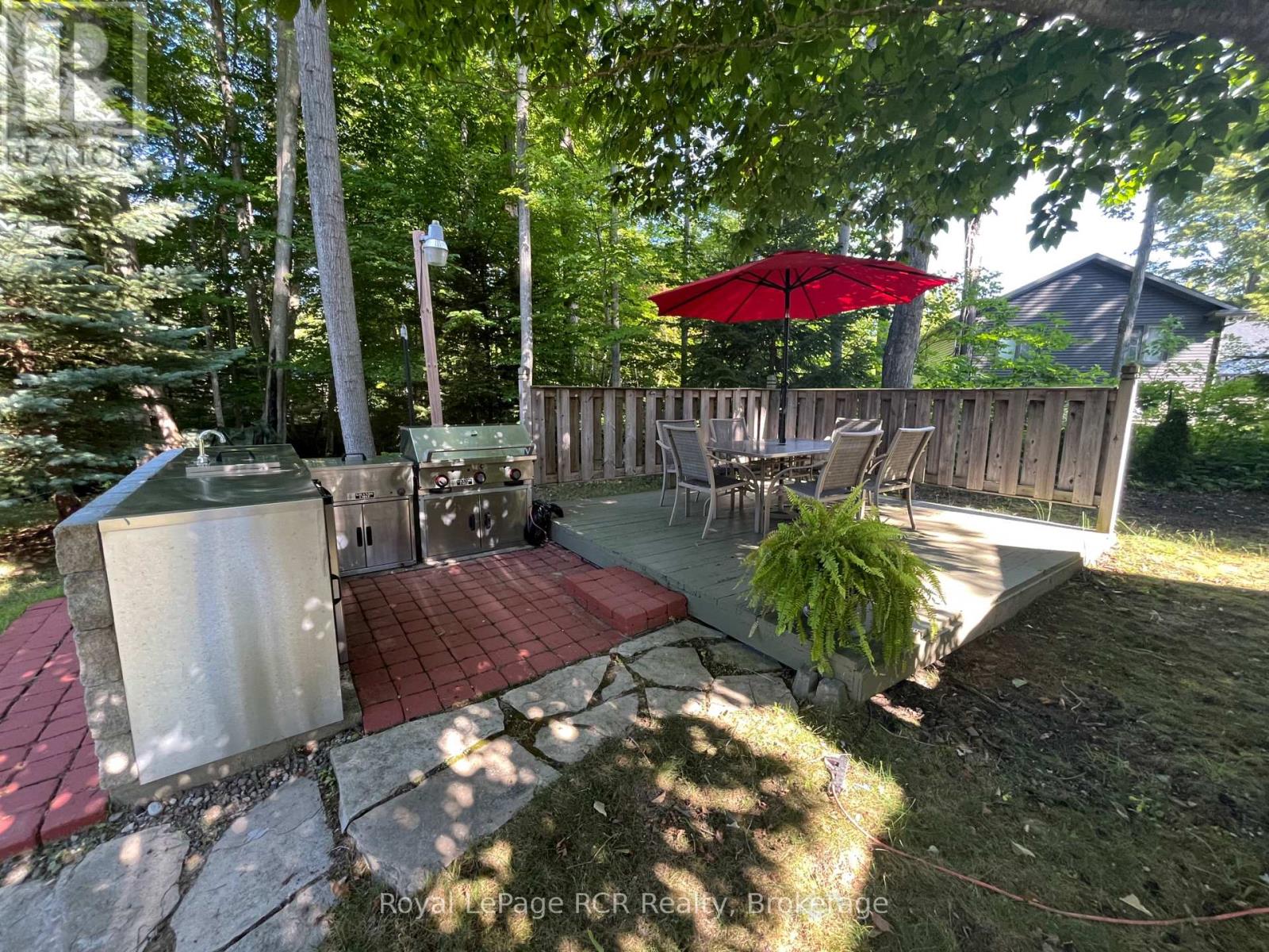 14 Frederick Street, South Bruce Peninsula, Ontario  N0H 2G0 - Photo 15 - X13429800