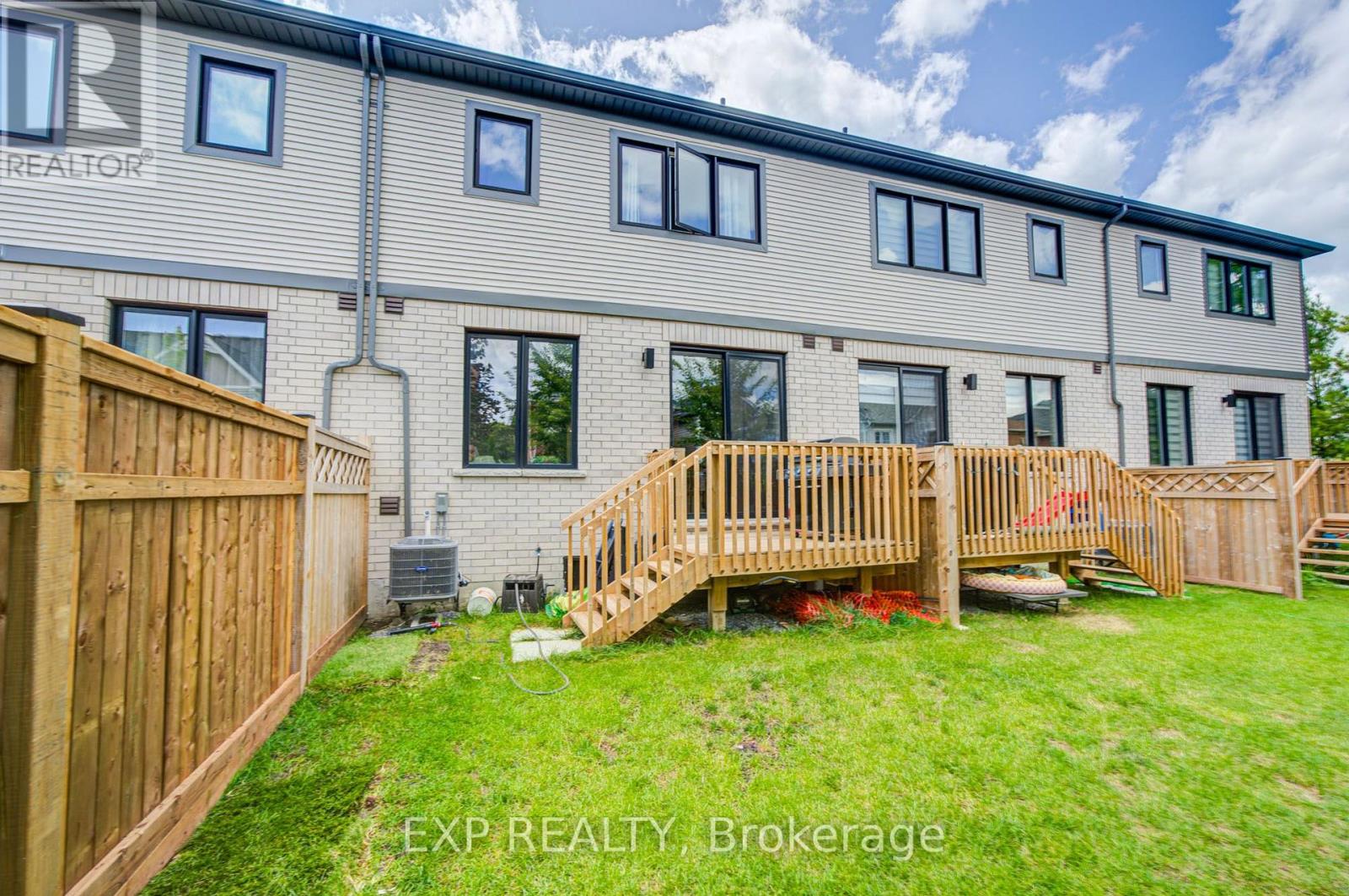 29 Sorbara Way, Whitby, Ontario L1M 0M4 - Photo 43 - E13689338