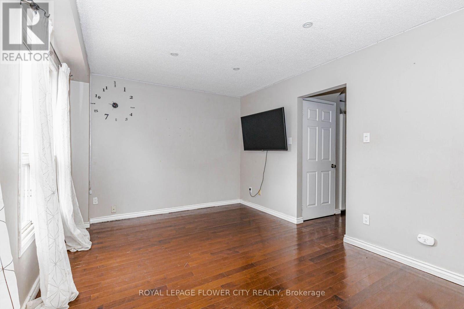 22 Wallingford Court, Brampton, Ontario  L6Y 4V7 - Photo 14 - W13698094