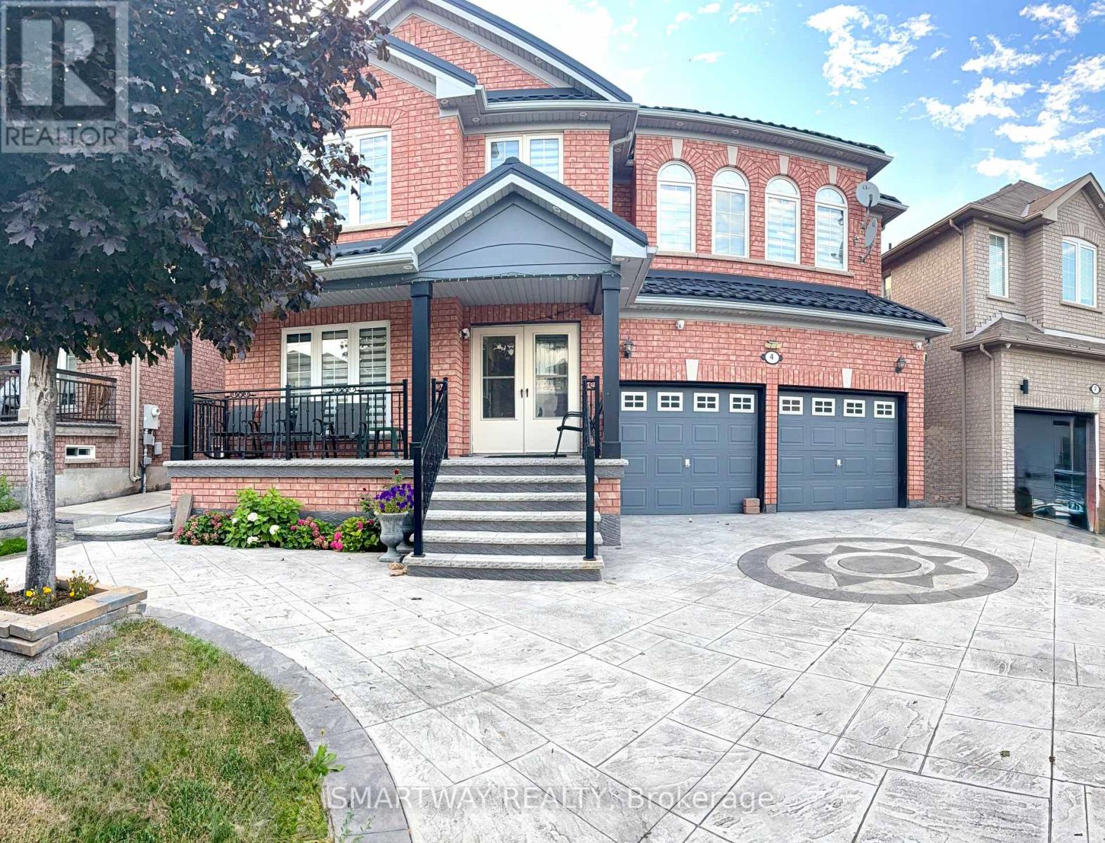 4 Blazing Star Drive, Brampton, Ontario  L6R 3E5 - Photo 2 - W13697582