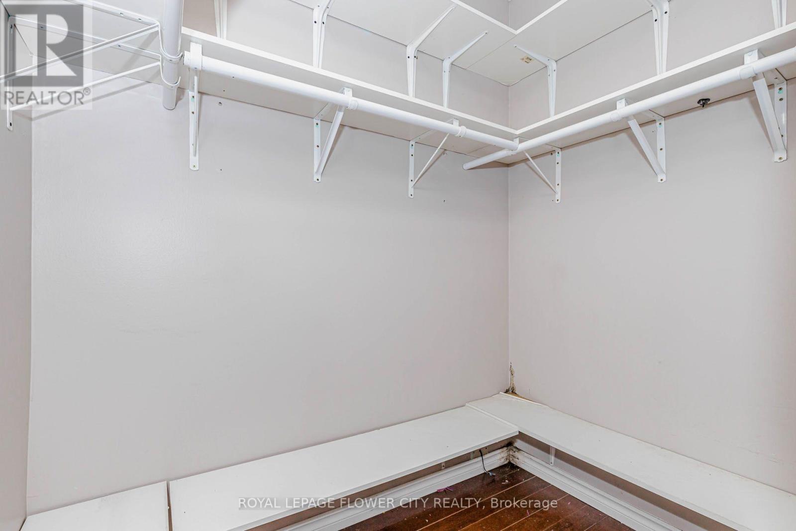 22 Wallingford Court, Brampton, Ontario  L6Y 4V7 - Photo 25 - W13698094
