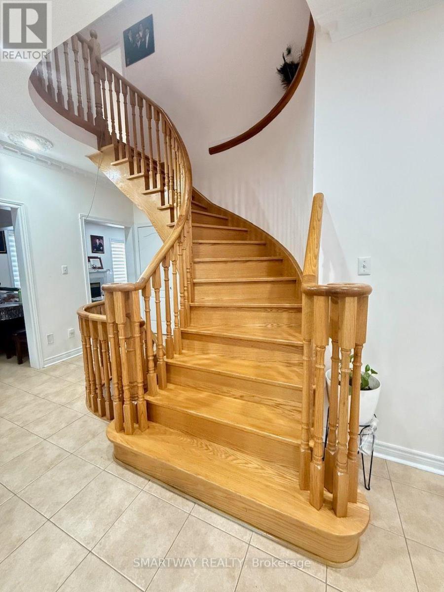 4 Blazing Star Drive, Brampton, Ontario  L6R 3E5 - Photo 20 - W13697582