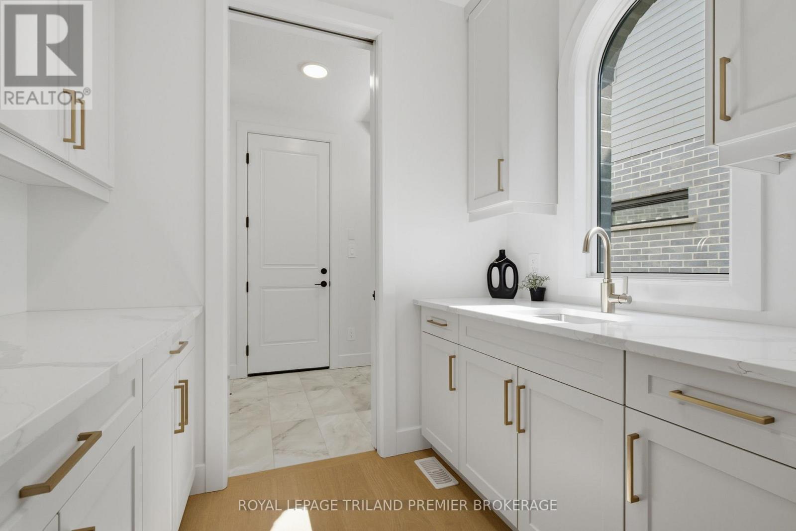 270 Hesselman Crescent, London South, Ontario  N6M 0J7 - Photo 18 - X13577474