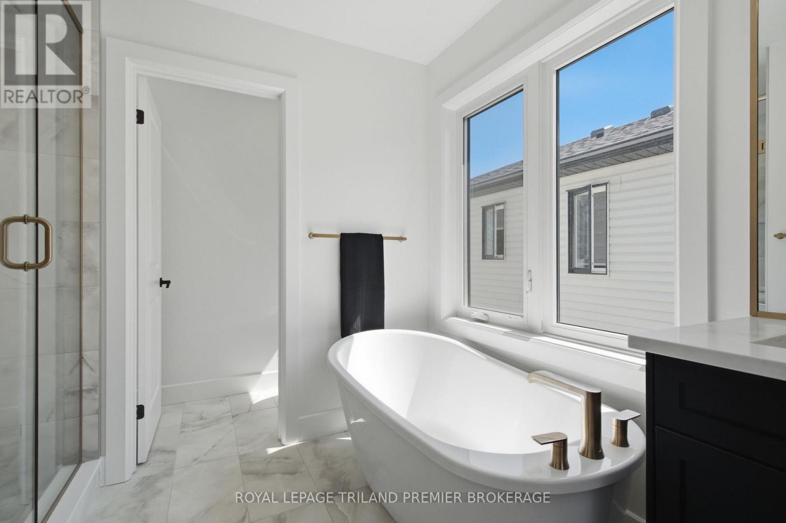 270 Hesselman Crescent, London South, Ontario  N6M 0J7 - Photo 35 - X13577474