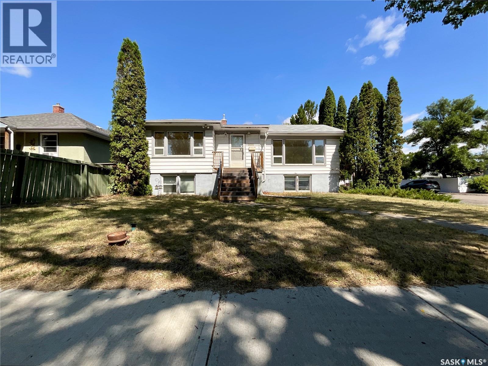 3600 Regina Avenue, Regina, Saskatchewan  S4S 0H5 - Photo 1 - SK046267