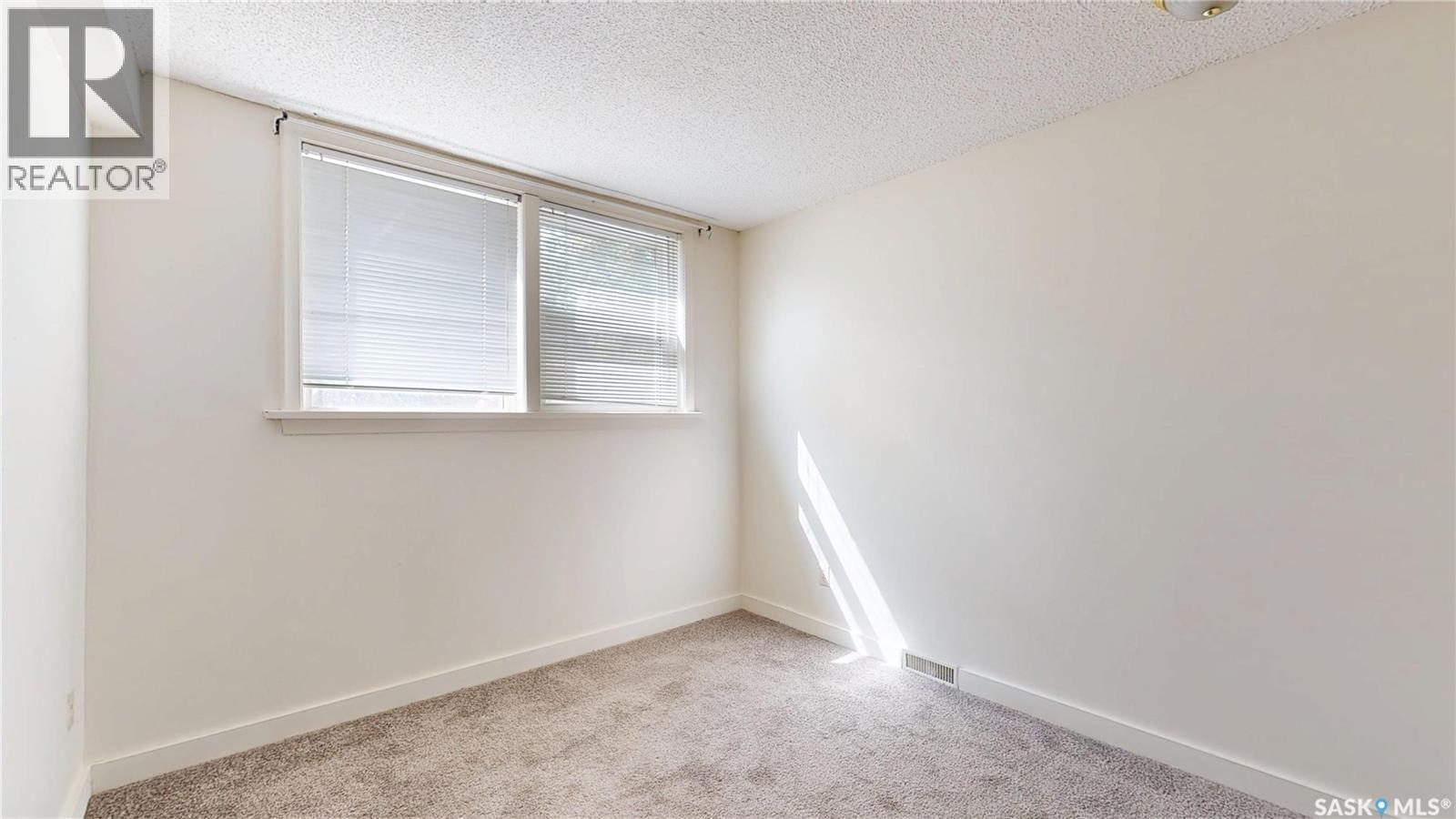 3600 Regina Avenue, Regina, Saskatchewan  S4S 0H5 - Photo 29 - SK046267