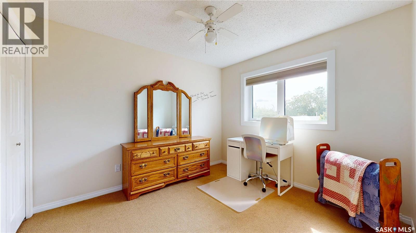 1015 Graham Road, Regina, Saskatchewan  S4N 5Z5 - Photo 21 - SK046142