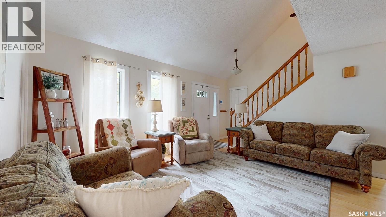 1015 Graham Road, Regina, Saskatchewan  S4N 5Z5 - Photo 3 - SK046142