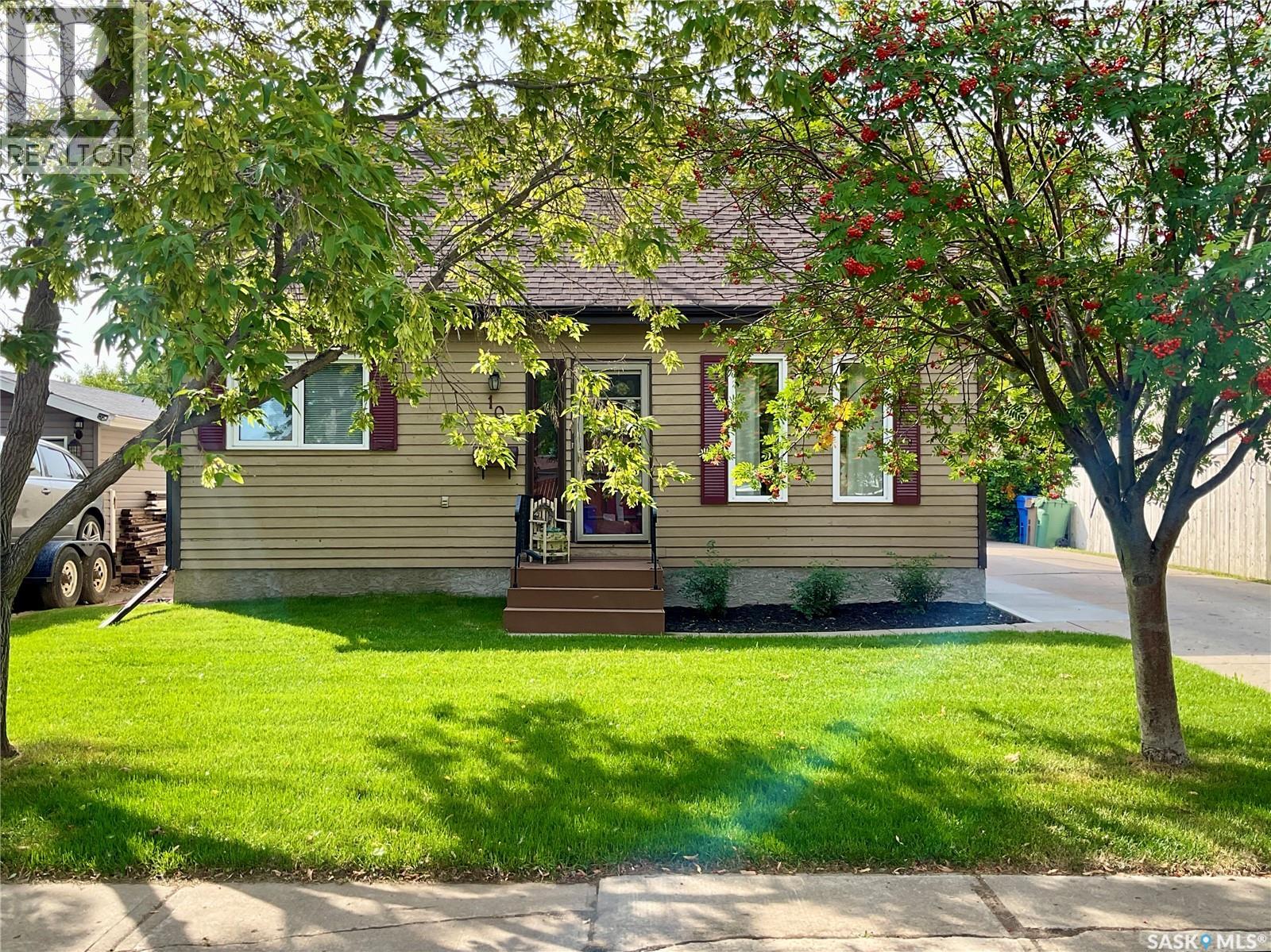 1015 Graham Road, Regina, Saskatchewan  S4N 5Z5 - Photo 37 - SK046142