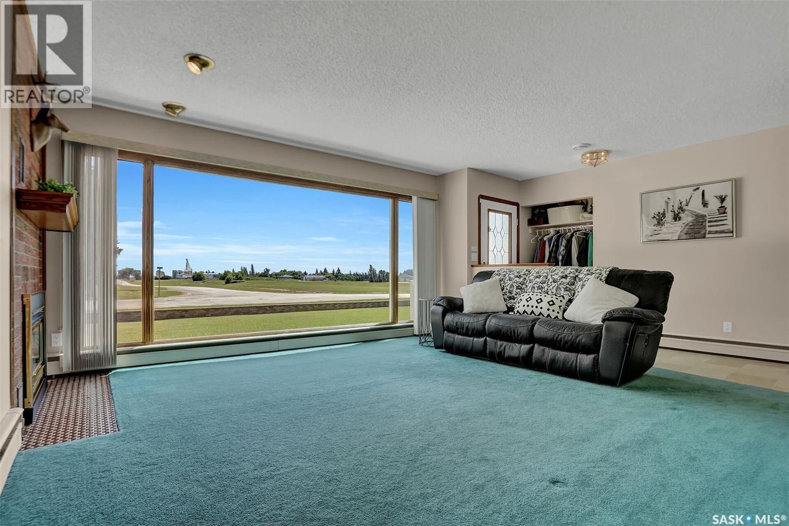 106 Elgin Street, Balcarres, Saskatchewan  S0G 0C0 - Photo 10 - SK046054