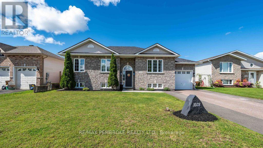 1028 Limestone Trail, Petawawa, Ontario  K8H 0A6 - Photo 1 - X13700208