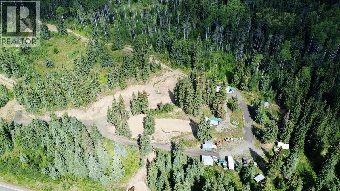 8541 Little Fort Hwy 24 Highway, Bridge Lake, British Columbia  V0K 1X3 - Photo 2 - R3157810