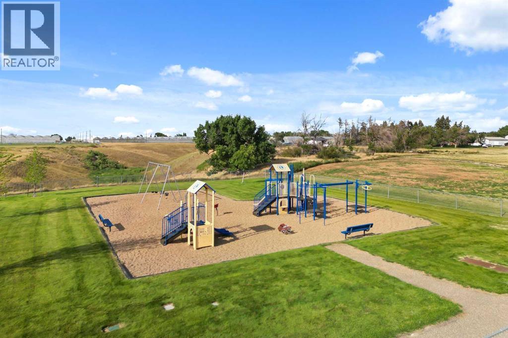 518 Jesmond Court SW, Redcliff, Alberta  T0J 2P2 - Photo 44 - A2336979