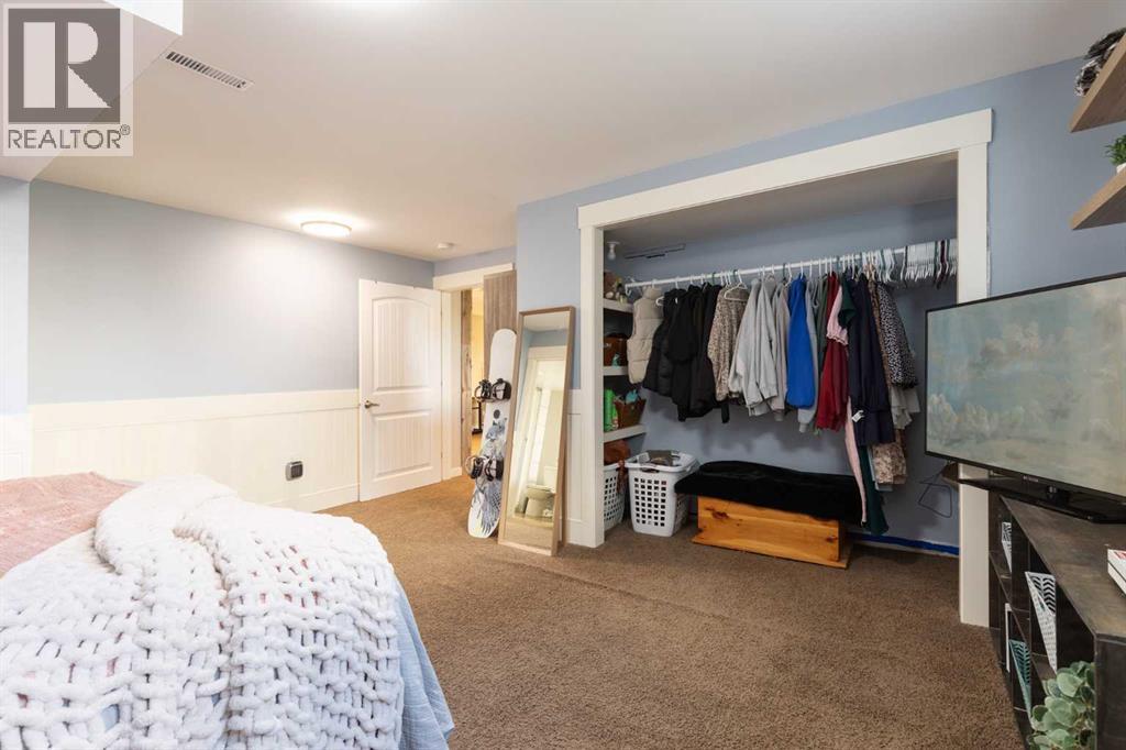 518 Jesmond Court SW, Redcliff, Alberta  T0J 2P2 - Photo 38 - A2336979