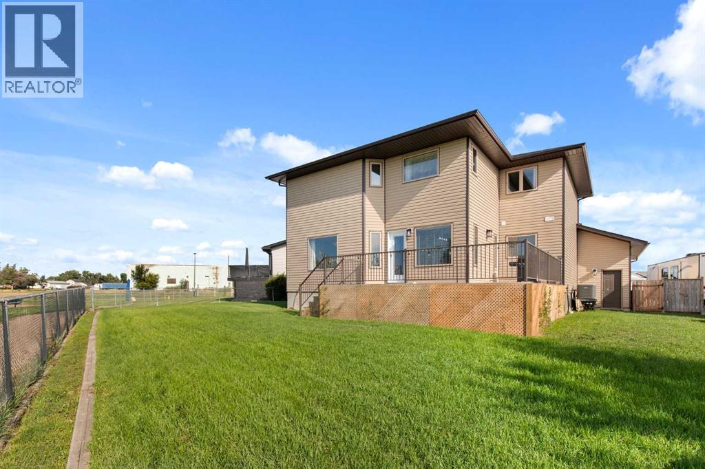 518 Jesmond Court SW, Redcliff, Alberta  T0J 2P2 - Photo 42 - A2336979