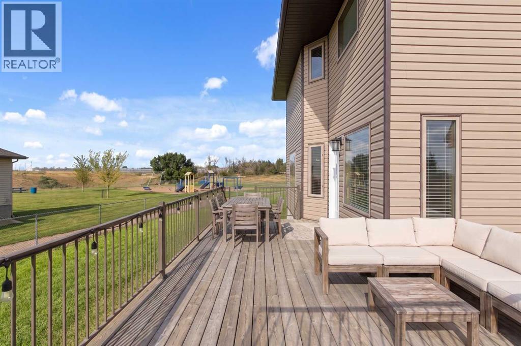 518 Jesmond Court SW, Redcliff, Alberta  T0J 2P2 - Photo 39 - A2336979
