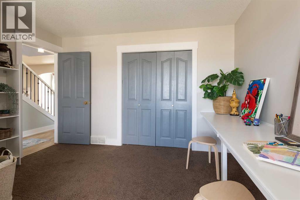 518 Jesmond Court SW, Redcliff, Alberta  T0J 2P2 - Photo 19 - A2336979