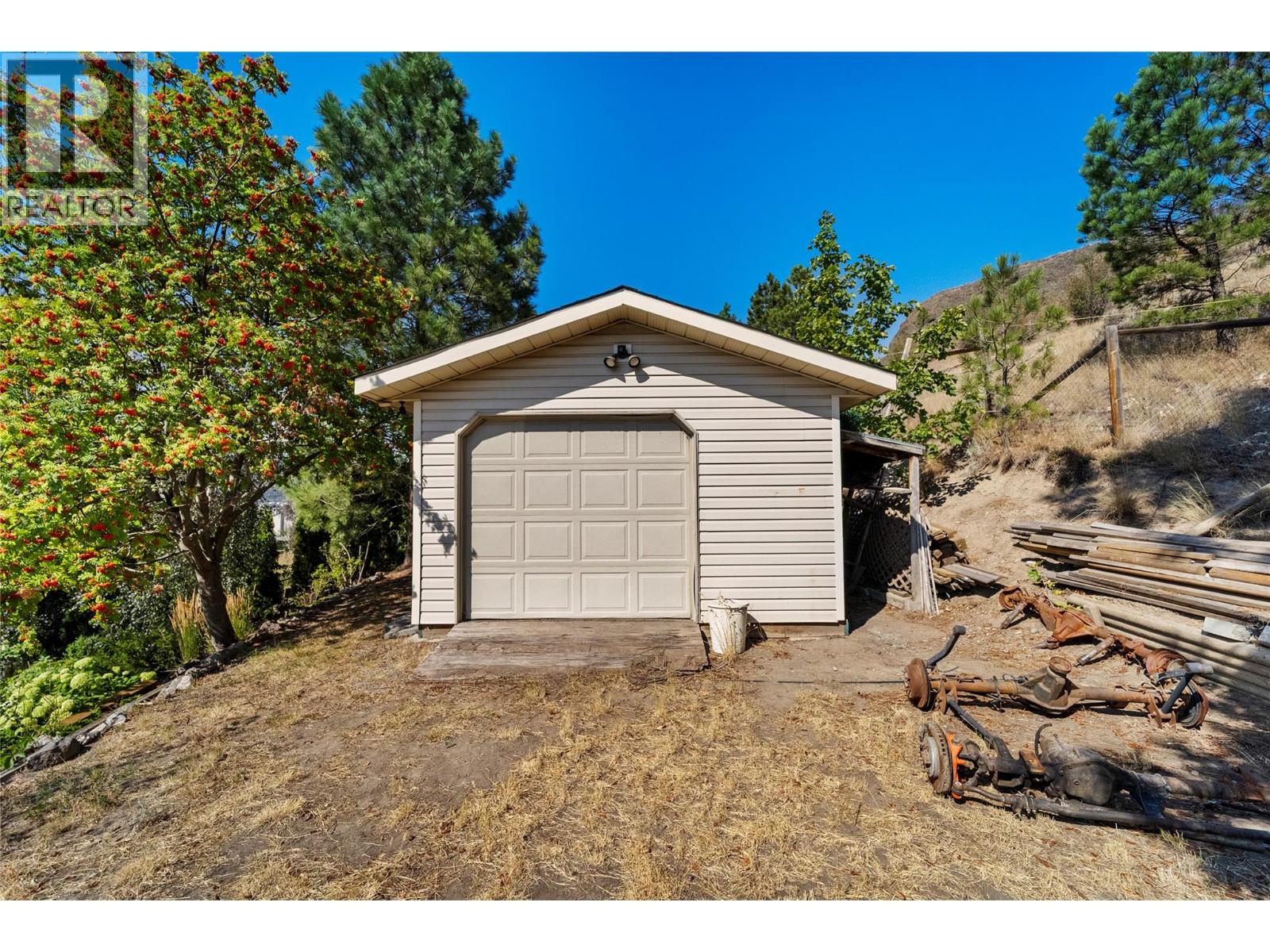 1434 Mt Dufferin Drive, Kamloops, British Columbia  V2E 1S1 - Photo 51 - 10398208